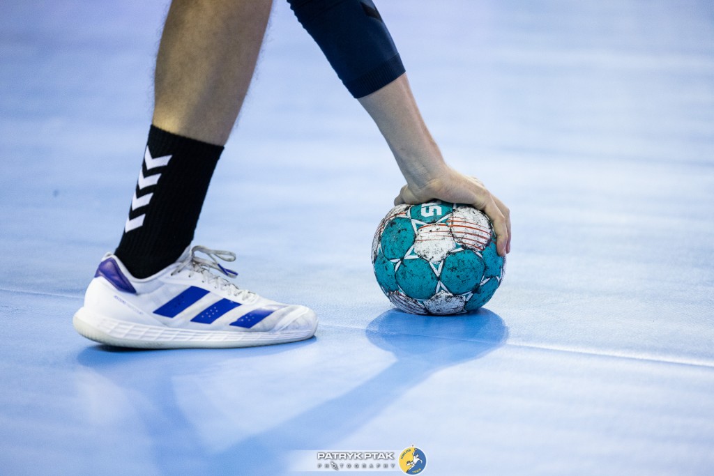 Świętokrzyski Handball. Zwycięskie derby rezerw SMS-u