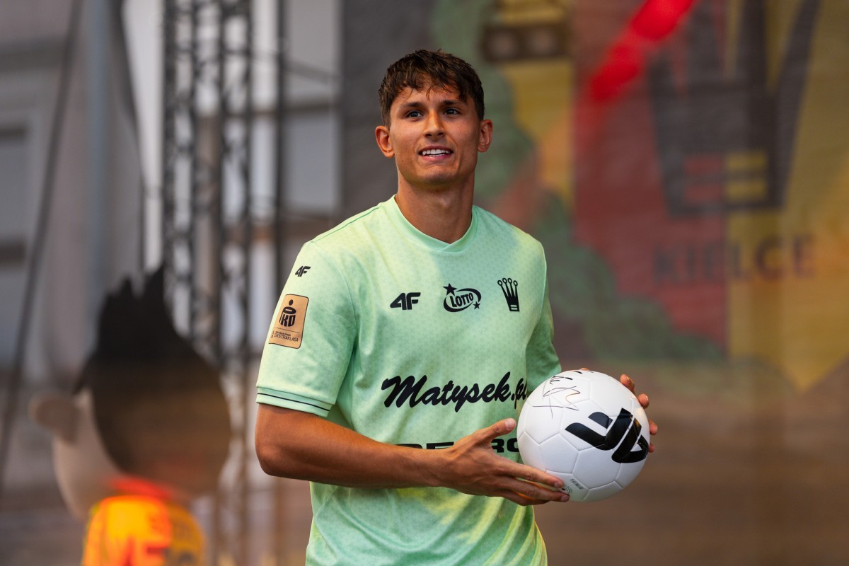 Mamla przed Widzewem