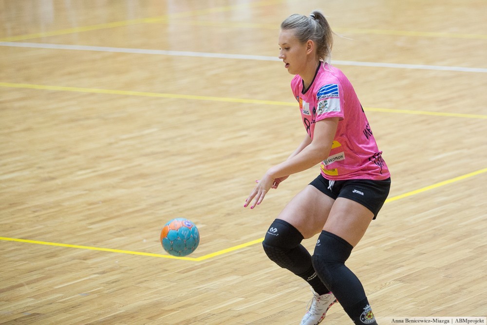 Korona Handball wygrywa z Piotrcovią! Wielkie emocje w kieleckiej hali
