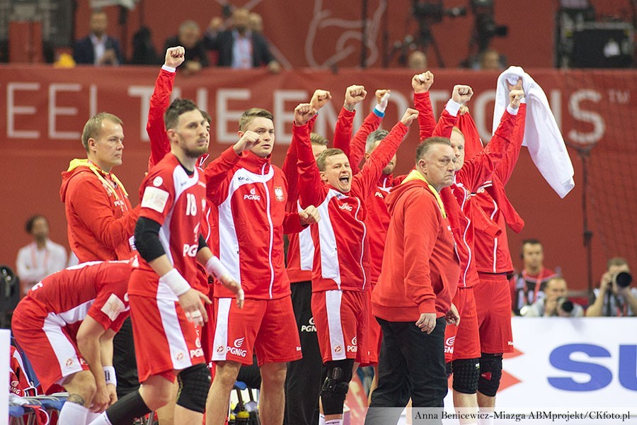 Zdjęcia z pierwszego dnia mistrzostw Europy. Przypomnijmy sobie triumf z Serbią!