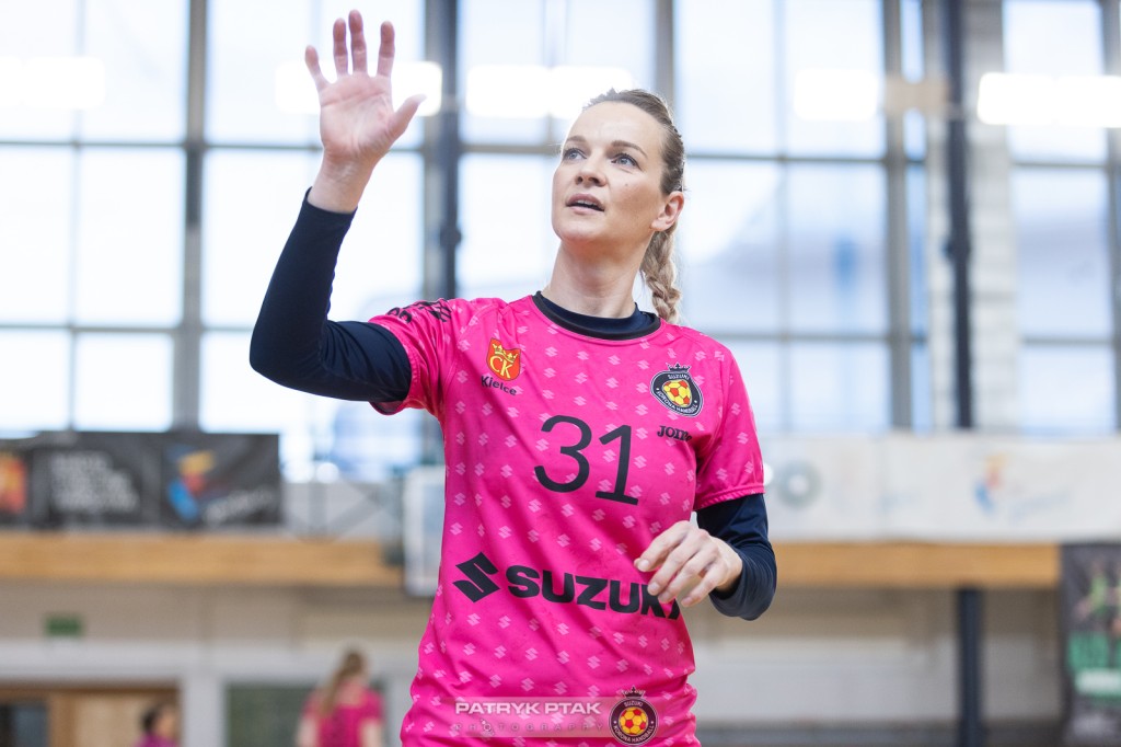 Suzuki Korona Handball rozpoczęła turniej w Czechach od porażki