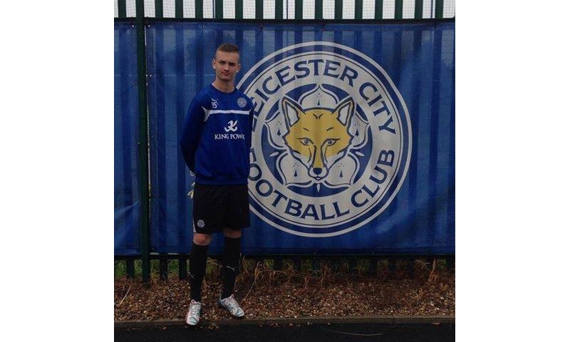 Młody bramkarz spod Kielc podpisał kontrakt z Leicester City!