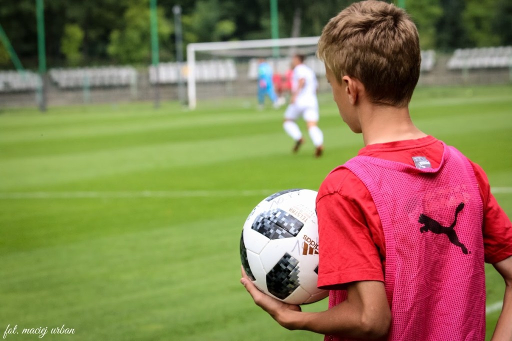 Wracają akademie piłkarskie. Dzieci w Kielcach znów będą mogły trenować