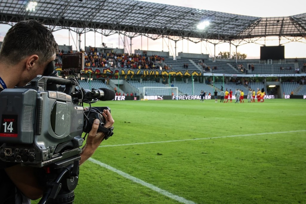 Gdzie oglądać mecze Korony Kielce w Fortuna 1. Lidze w  telewizji i Internecie?