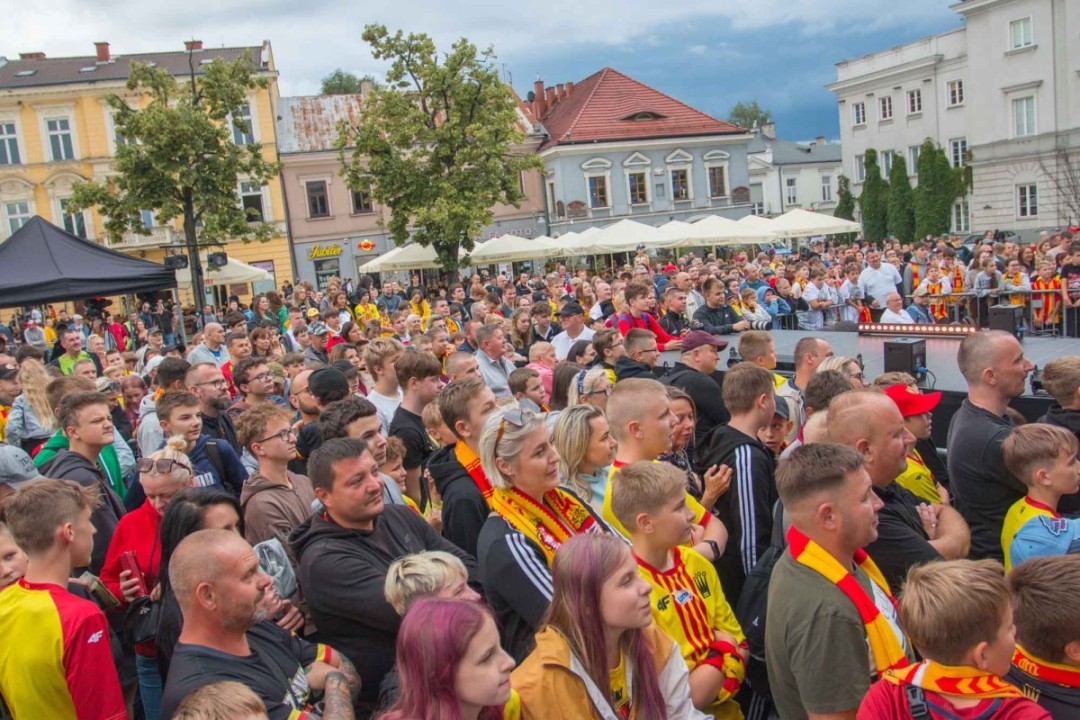 Korona zaprasza na prezentację drużyny. Znamy program piątkowego wydarzenia