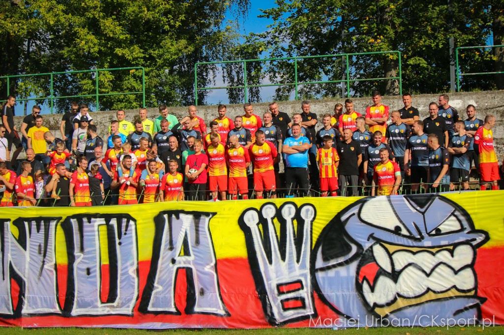 „Banda świrów wróciła”, czyli szalone popołudnie na stadionie w Kielcach