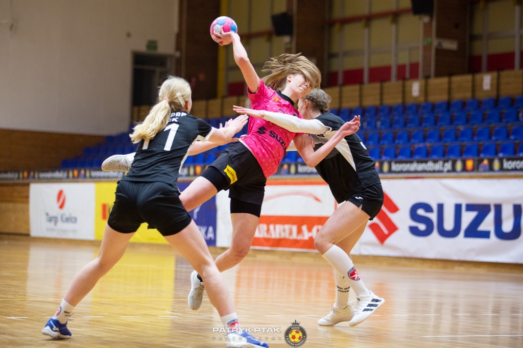 Suzuki Korona Handball rozbiła Wesołą i jest pewna gry w barażach o Superligę
