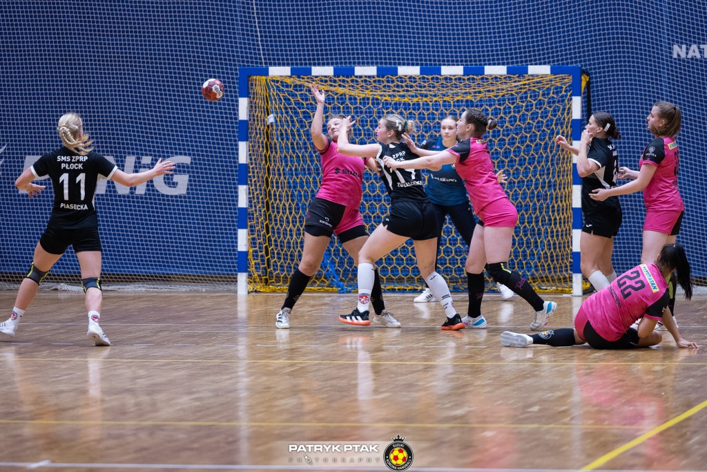 Weekendowy turniej z udziałem Suzuki Korony Handball. Inauguracyjna porażka