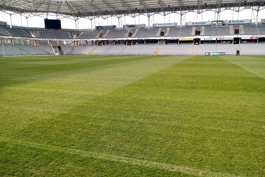 Temperatury spadają. Czy stadion w Kielcach jest gotowy na siarczysty mróz?
