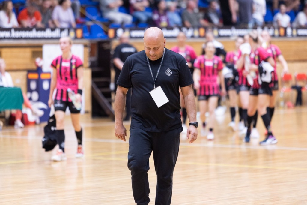 Suzuki Korona Handball odrabia zaległości z tymczasowym trenerem