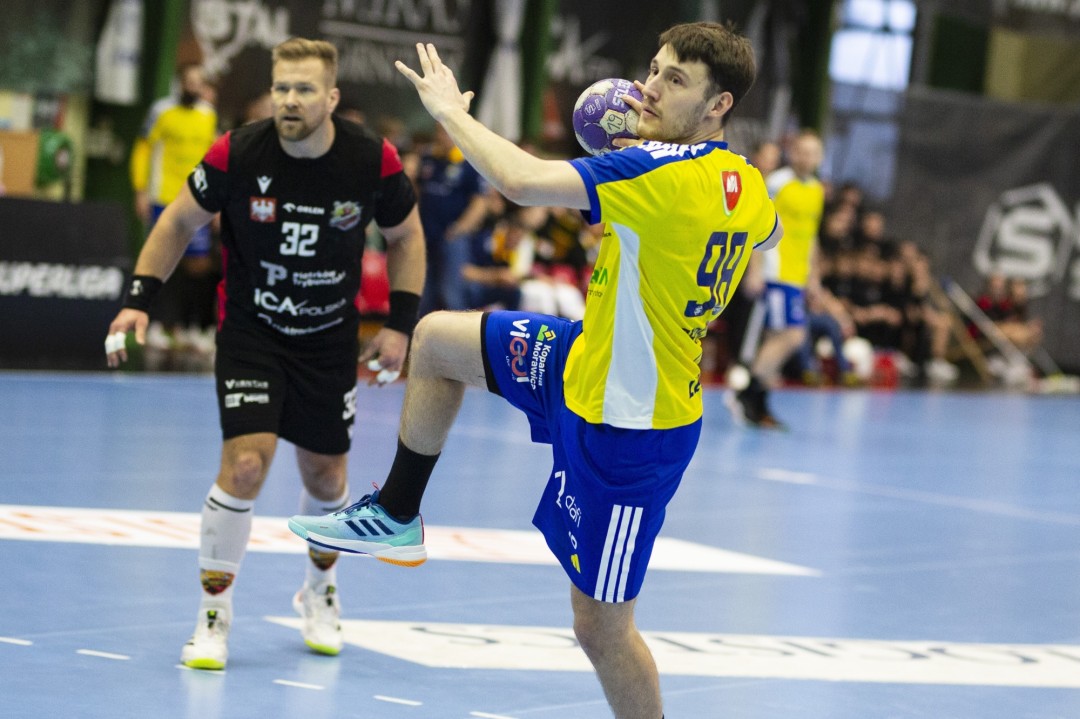 Industria prowadzona przez Jarosiewicza wygrała w Piotrkowie