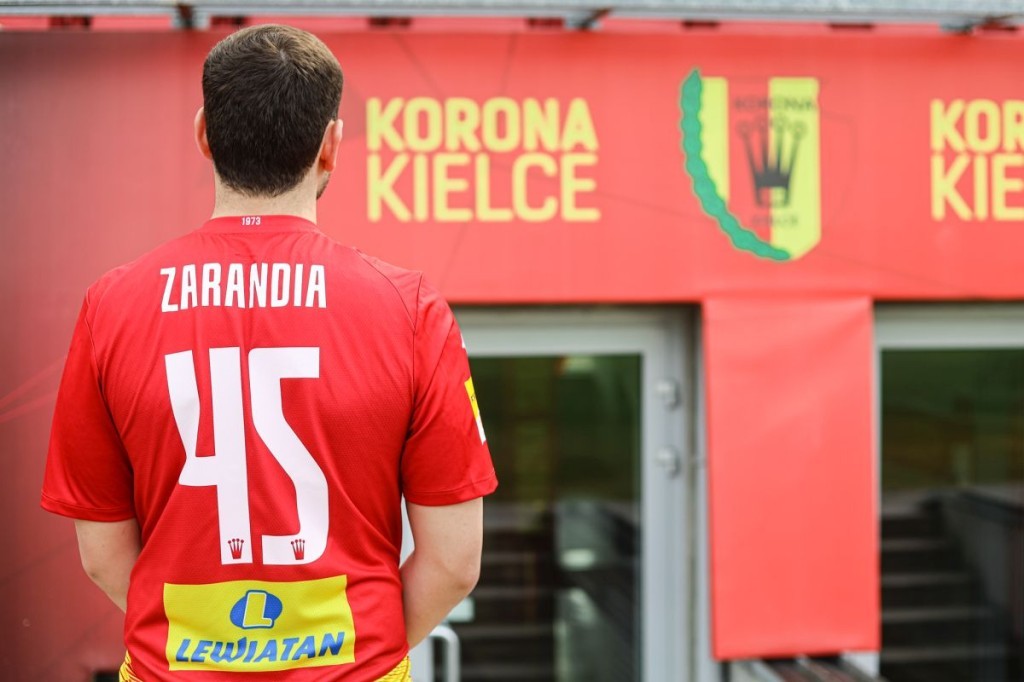 Luka Zarandia przedłużył kontrakt z Koroną Kielce